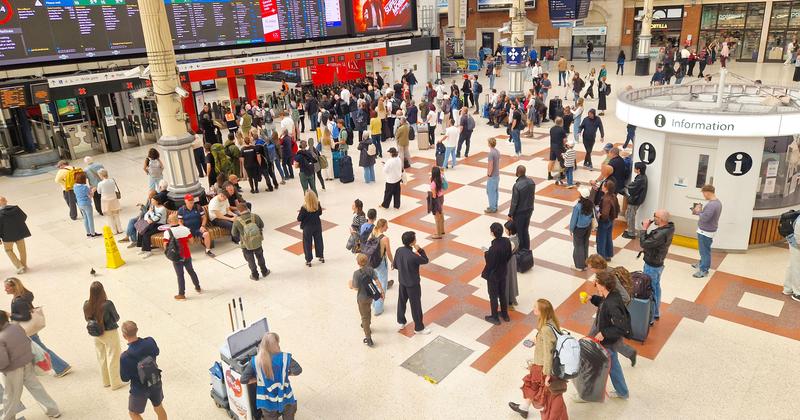 Victoria station concourse